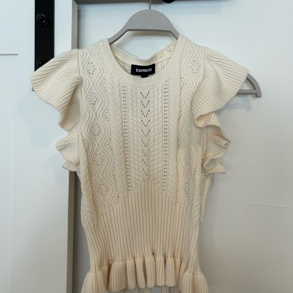 New Express Short Sleeve Sweater